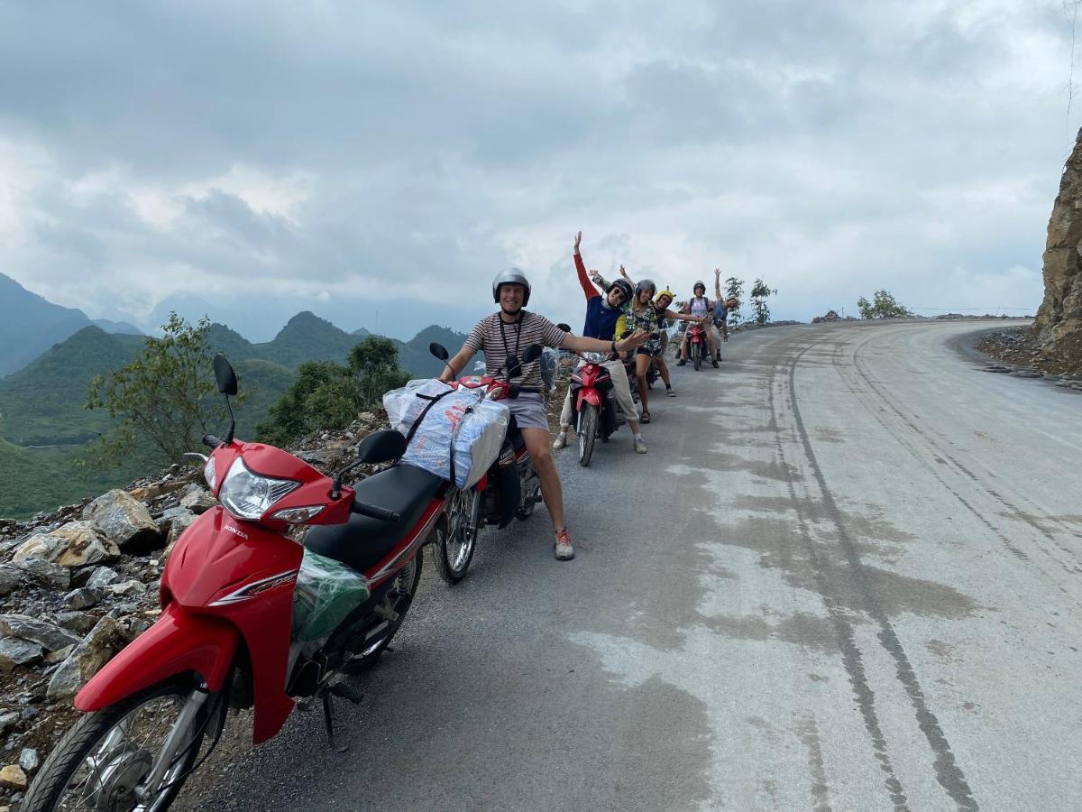 Hg Hostel Provide Tours & Motorbikes Ha Giang Dış mekan fotoğraf