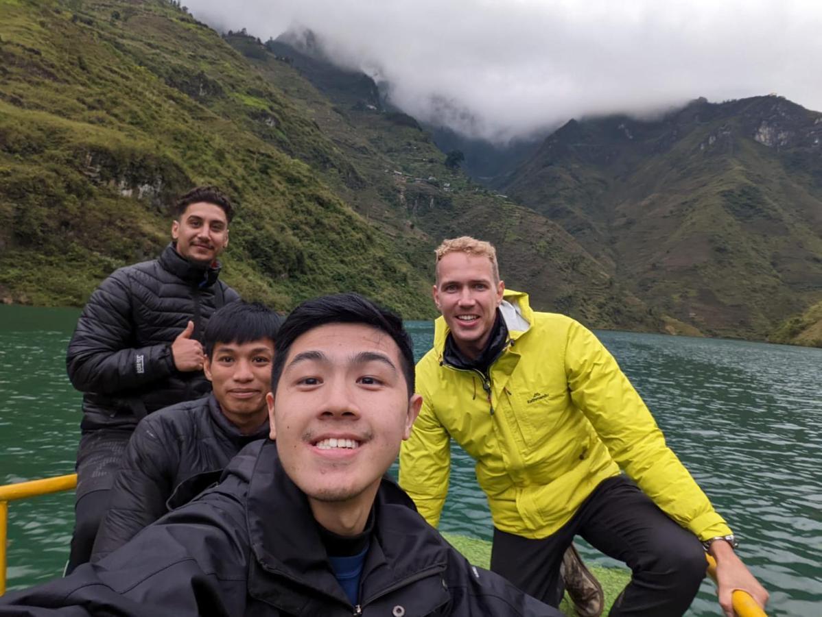 Hg Hostel Provide Tours & Motorbikes Ha Giang Dış mekan fotoğraf
