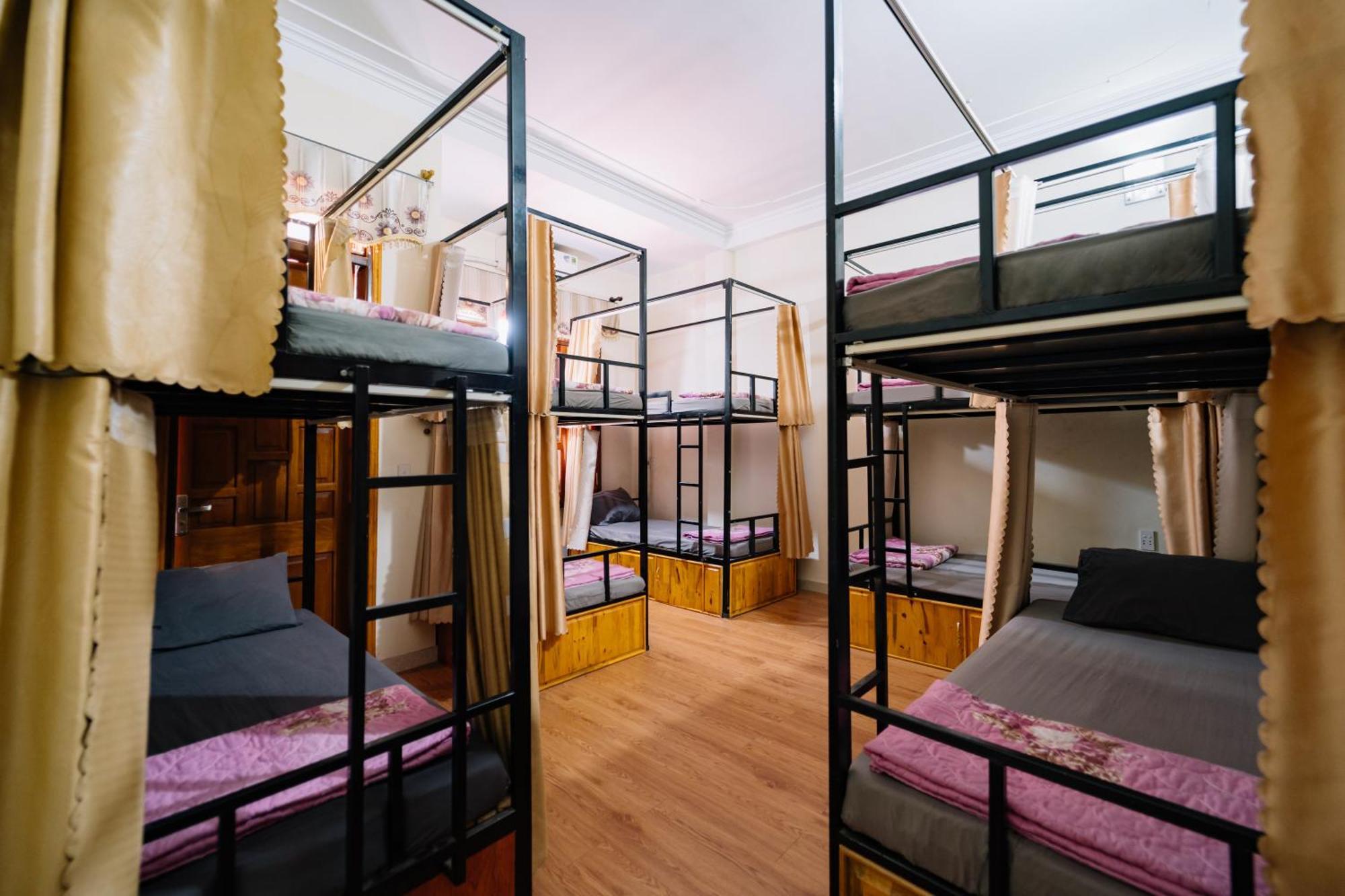 Hg Hostel Provide Tours & Motorbikes Ha Giang Dış mekan fotoğraf